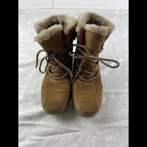 Shoes - Baretraps Boots Womens Size 7.5 M Tan Leather Faux Fur Lined Lace Up Flat Heel